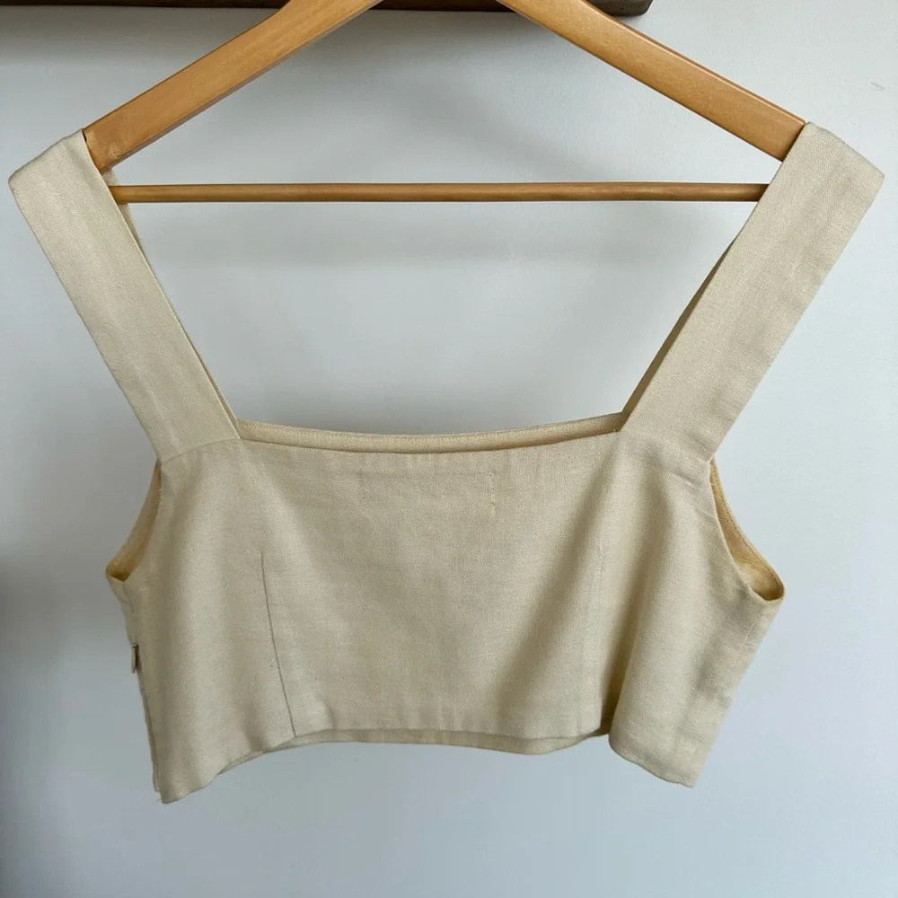 ALL THAT REMAINS CROP LINEN TANK - Picture 3 of 4